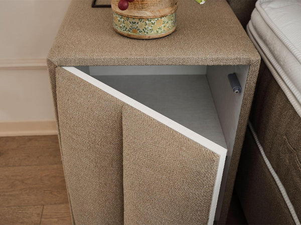 Тапицирано нощно шкафче BELLEZZA