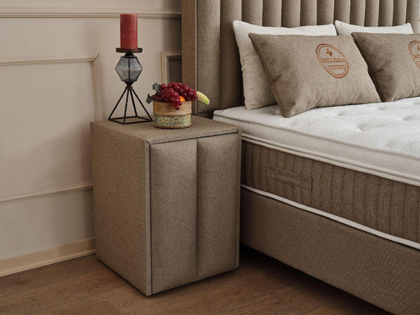 Тапицирано нощно шкафче BELLEZZA