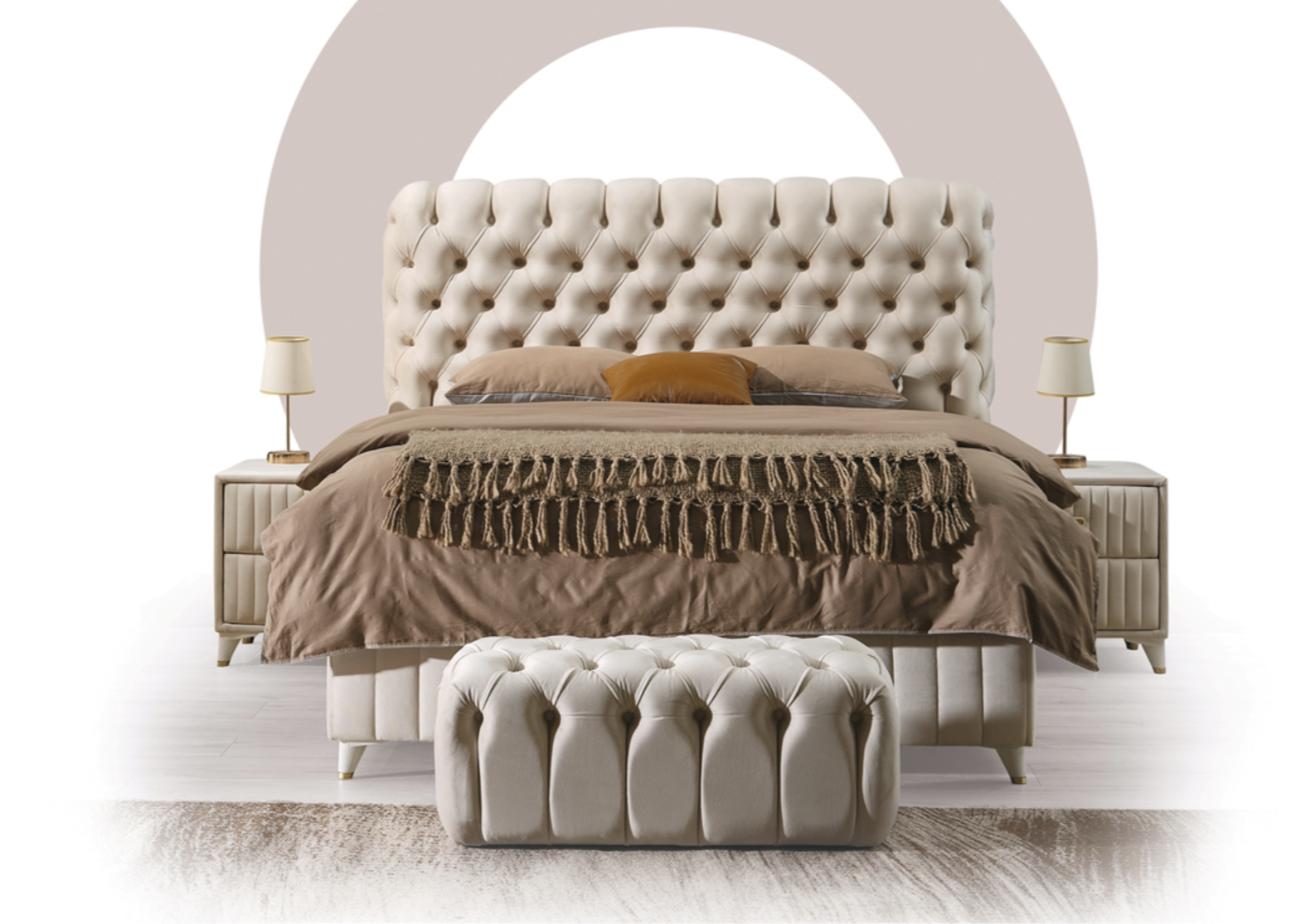 Тапицирано